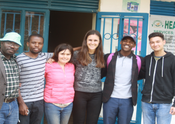 Anthony, Ariane und Aline in Uganda